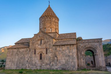 Ermenistan 'daki Tatev Manastırı' nın günbatımı