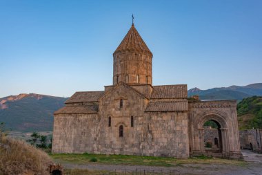 Ermenistan 'daki Tatev Manastırı' nın günbatımı