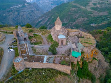 Ermenistan 'daki Tatev Manastırı' nın günbatımı