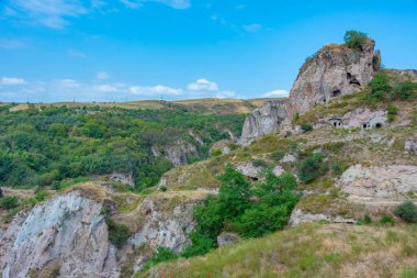 Eski Khndzoresk Ermenistan 'daki terk edilmiş mağara kasabası