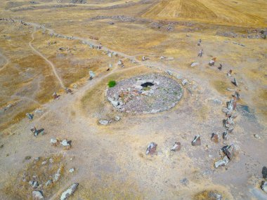 Zorats Karer namı diğer Karahunj Ermenistan 'daki antik tapınak