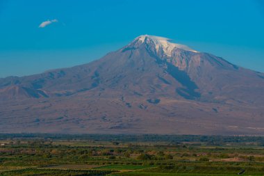 Türkiye 'deki Ararat Dağı' nın gün doğumu manzarası