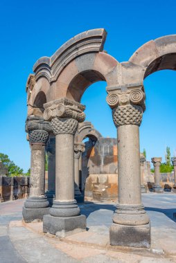 zvartnots Katedrali Ermenistan'ın kalıntıları