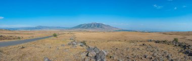 Ermenistan 'daki Aragats dağının manzarası