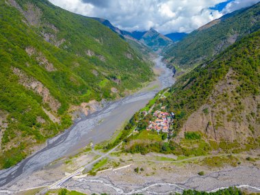 Azerbaycan 'daki Ilisu ulusal parkının doğal manzarası