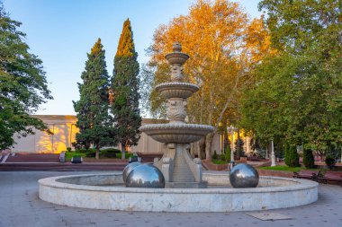 Azerbaycan 'ın Ganja kasabasındaki çeşme