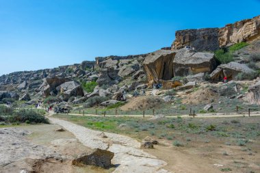 Azerbaycan 'daki Qobustan Petroglyph rezervi
