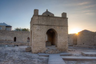 Ateshgah Azerbaycan 'daki Zoroastrian Ateş Tapınağı
