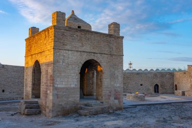 Ateshgah Azerbaycan 'daki Zoroastrian Ateş Tapınağı