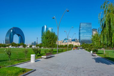 Bakü, Azerbaycan 'da yaz günü.