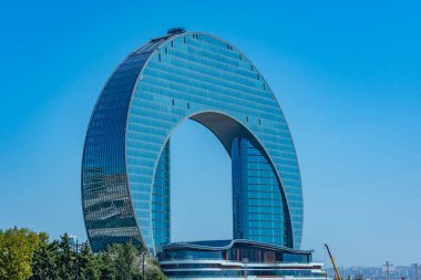 Bakü, Azerbaycan 'daki hilal binası.