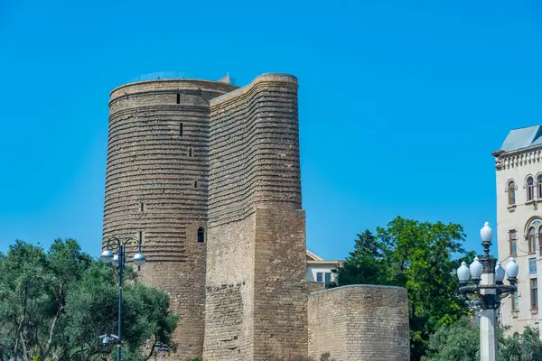 Vista Torre Inaugural Bakú Azerbaiyán Fotos De Stock Sin Royalties Gratis