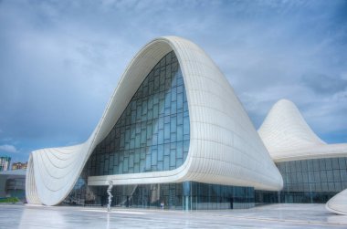 Bakü 'deki Heydar Aliyev Merkezi, Azerbaycan