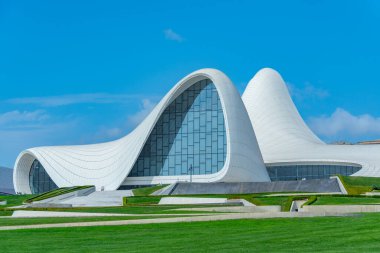 Bakü 'deki Heydar Aliyev Merkezi, Azerbaycan
