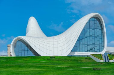 Bakü 'deki Heydar Aliyev Merkezi, Azerbaycan