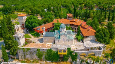 Bosna-Hersek 'teki Tvrdos manastırı