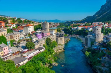 Bosna-Hersek 'teki eski Mostar köprüsü