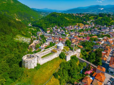 Bosna-Hersek 'teki Travnik kalesinin Panorama manzarası