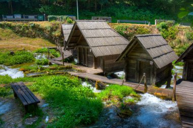 Bosna-Hersek 'in Jajce kenti yakınlarındaki Mlincici su değirmenleri