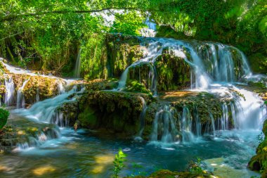 Bosna-Hersek 'te Büyük Una Şelaleleri