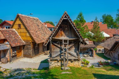 Bosna-Hersek 'teki Ljubacke Doline etnik köyü