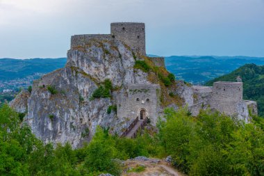 Bosna-Hersek 'teki Srebrenik Kalesinin Panorama manzarası