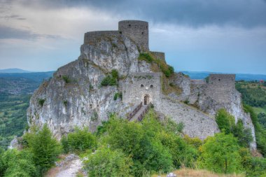 Bosna-Hersek 'teki Srebrenik Kalesinin Panorama manzarası