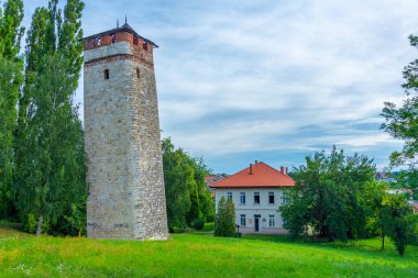 Bosna 'nın Gradacac kasabasındaki saat kulesi