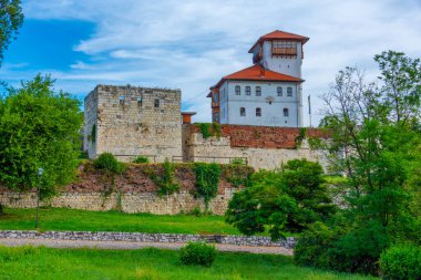 Bosna-Hersek 'e bakan Gradacac şatosu