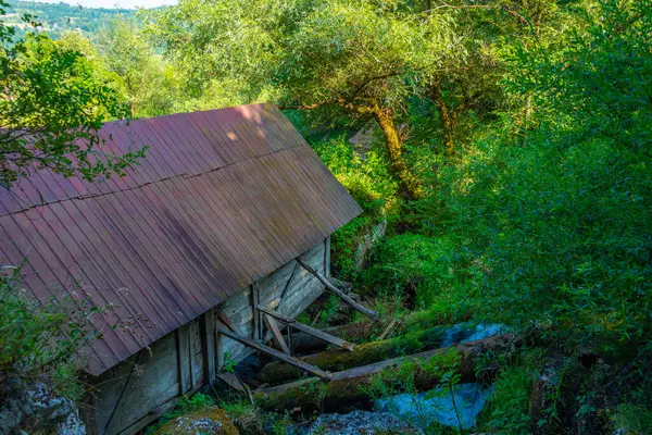 Bosna-Hersek 'te Krupa şelalesi