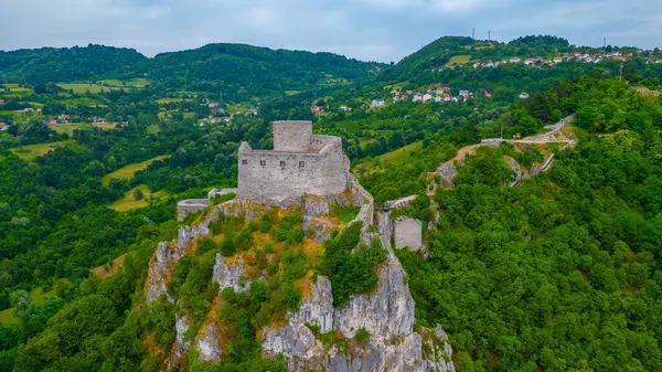 Bosna-Hersek 'teki Srebrenik Kalesinin Panorama manzarası
