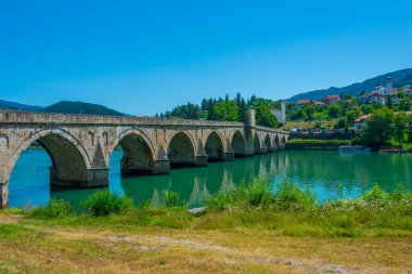 Bosna-Hersek 'in Višegrad kentindeki Mehmed Paşa Sokoloviç Köprüsü