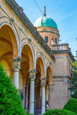 Hırvat başkenti Zagreb 'deki Mirogoj mezarlığı