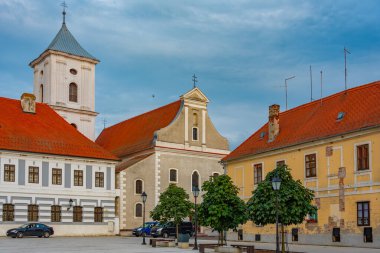 Hırvatistan 'ın eski Osijek kasabasındaki Kutsal Haç Kilisesi