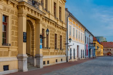 Hırvatistan 'ın eski Osijek kentindeki Kutsal Üçlü Meydanı