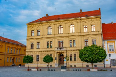 Hırvatistan 'ın eski Osijek kentindeki Kutsal Üçlü Meydanı