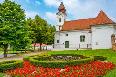 Hırvat kenti Vukovar 'daki Aziz Roch Kilisesi