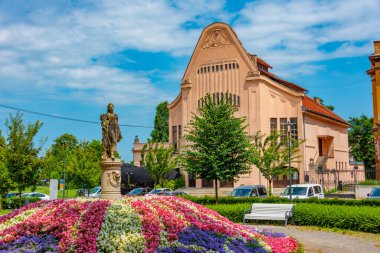 Hırvatistan 'ın Osijek kentindeki Avrupa Bulvarında Konak