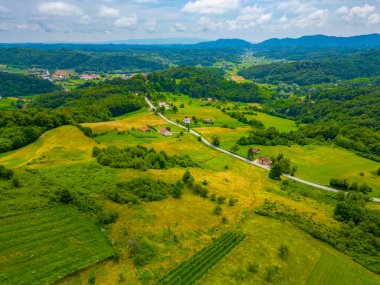 Hırvatistan 'ın kırsal kesiminin havadan görünüşü