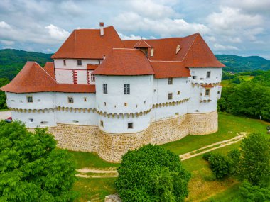 Hırvatistan 'ın Zagorje bölgesindeki Veliki Tabor kalesi