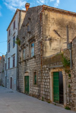 Hırvatistan 'ın eski Ston kentinde dar bir sokak