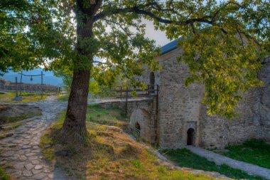 Gürcistan 'daki Ujarma Kalesi manzarası