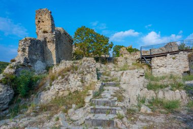Gürcistan 'daki Ujarma Kalesi manzarası