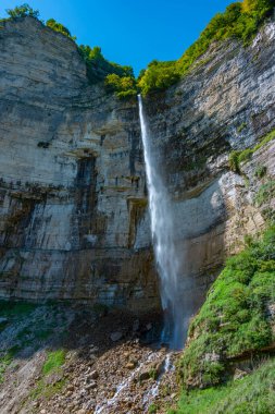 Okatse (Kinchkha) Gürcistan 'da Kutaisi yakınlarında Büyük Şelale
