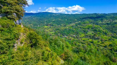 Gürcistan 'da Kutaisi çevresindeki doğal manzara