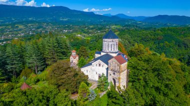 Georgia Martvili Manastırı 'nda yaz günü.