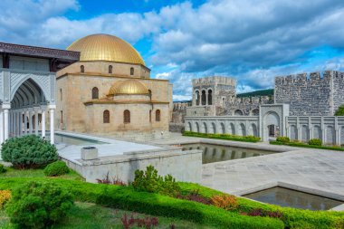 Gürcistan 'daki Akhaltsikhe Şatosu' ndaki Sultan Ahmad Camii