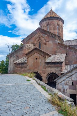 Gürcistan 'ın Akhaltsikhe kenti yakınlarındaki dağlarda Sapara Manastırı