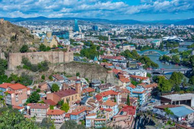 Gürcistan 'da Tiflis şehir merkezine bakan Narikala Kalesi