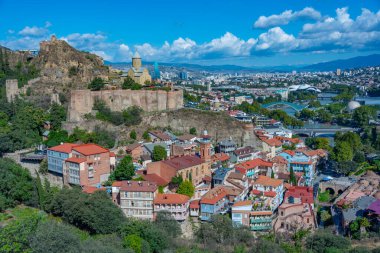 Gürcistan 'da Tiflis şehir merkezine bakan Narikala Kalesi